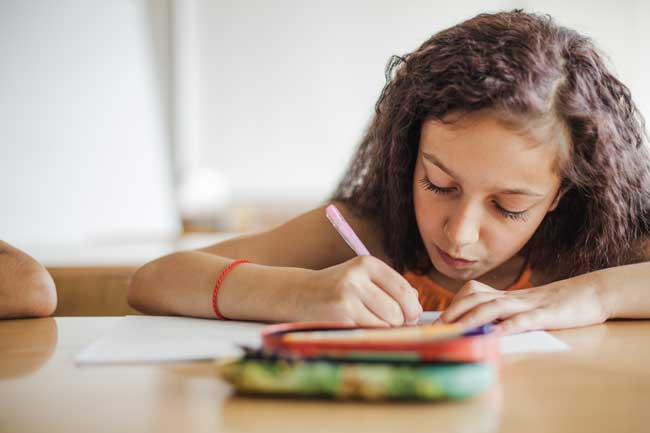 bénéfices de la rééducation écriture et graphothérapie rééduquer l'écriture grâce à la graphothérapie