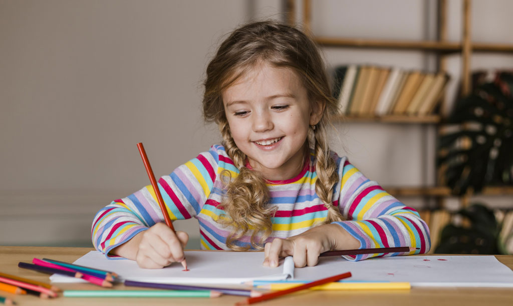 L'accompagnement en graphothérapie, une réussite à plusieurs: l'enfant, le graphothérapeute, la famille et l'école